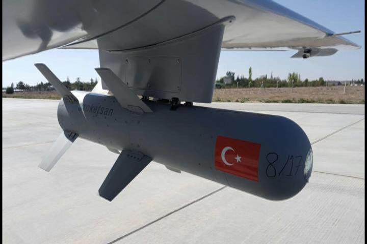 <p>Ancak, firmalardan bu ihtiyacı karşılamak için hazırlık seviyesi en üst düzeyde olanı uzun yıllardır bu alanda çalışan Bayraktar grubu öne çıkıyor.</p>
