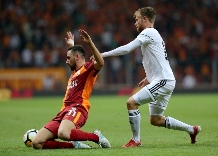 <p>Stattan çıkışta ise whatsapp grubu devreye girdi.</p>