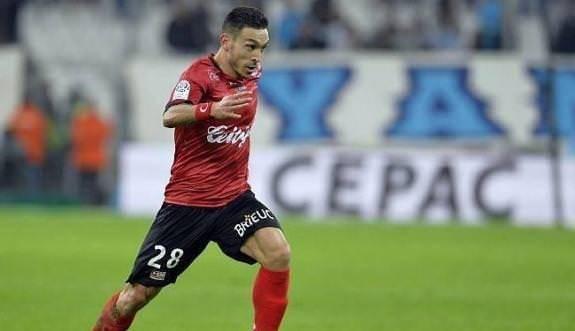 <p><span style="color:#FFFF00"><strong>MEVLÜT ERDİNÇ (METZ)</strong></span></p>
<p>Ligue 1: 14 maç, 6 gol, 0 asist<br />
Toplam: 17 maç, 6 gol, 0 asist</p>