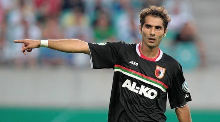 <p><span style="color:#FFFF00"><strong>HALİL ALTINTOP (AUGSBURG)</strong></span></p>
<p>Bundesliga: 18 maç, 3 gol, 0 asist<br />
Toplam: 20 maç, 3 gol, 0 asist</p>