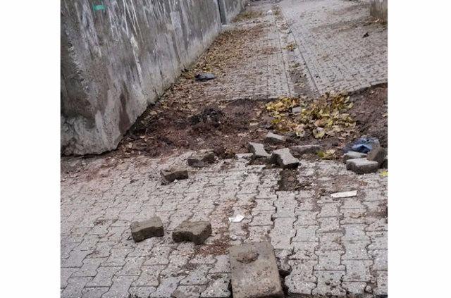 <p>CİZRE VE SUR'DA 12 PKK'LI ETKİSİZ HALE GETİRİLDİ</p>