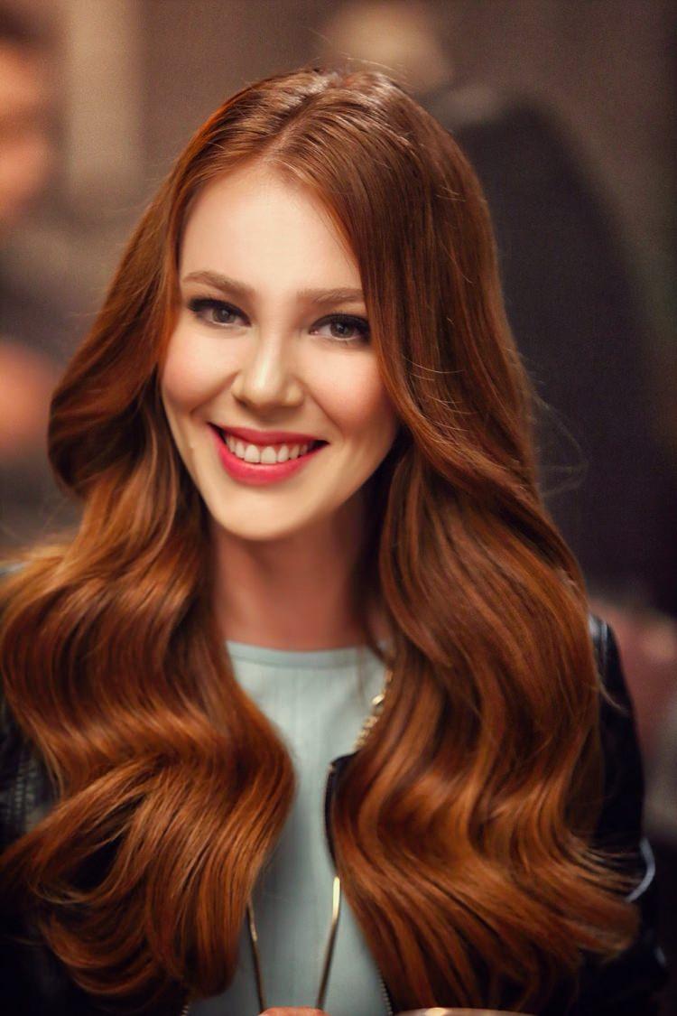 <p><strong>Elçin Sangu</strong></p>

<p>1.67 cm</p>
