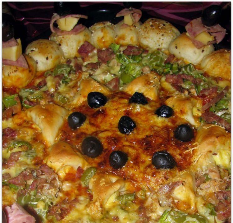 <p><strong>Pizza Royale 007-4 bin 200 dolar</strong></p>

<p> </p>
