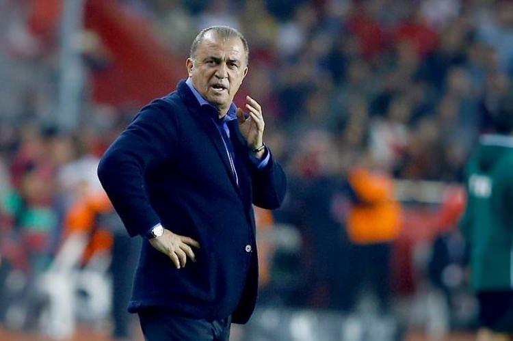 <p><strong>TATMİN OLDUM VE ALDIM</strong></p>

<p>Ben kızarım, büyüğüm. 'Vur iki tane ağzına al' diyordunuz. Biz de öyle yaptık. Özür diledi mi, dilemedi mi?.. Ya ben tatmin oldum ve aldım.</p>
