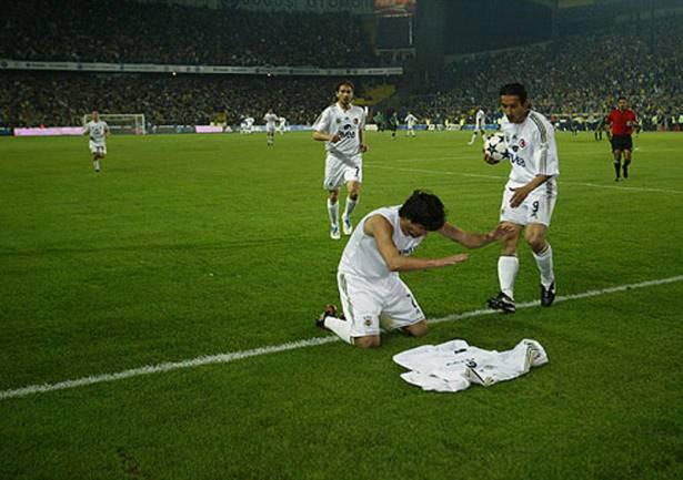 <p>FABIO LUCIANO</p>
<p>''Fenerbahçe'den ayrıldıktan sonra gittiğim her takımda, Saraçoğlunda maça çıktığımı hayal edip motive oluyordum... "</p>