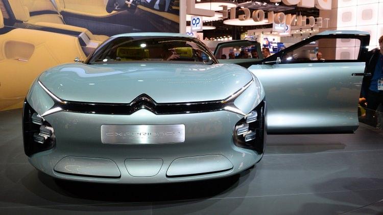 <p>Citroen <span style="color:rgb(51, 51, 51)">CXperience Concept</span></p>
