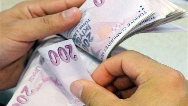 <p>Seçim öncesinde çalışanlara vaat edilen asgari ücret artışı da bu yıl gerçekleştirilecek.</p>
<p> </p>