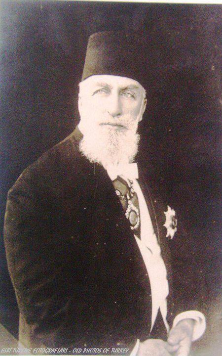 <p>1923</p>

<p>Son Halife Abdülmecid Efendi</p>
