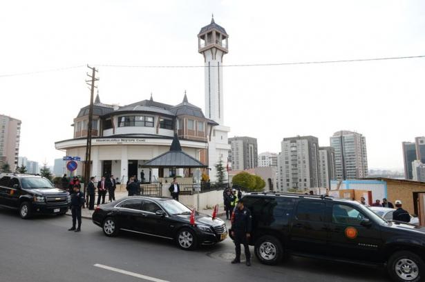 <p>Peki dünyada ve Türkiye'de liderler hangi makam araçlarını kullandı yada kullanıyor? İşte Liderlerin kullandığı makam araçları...</p>
