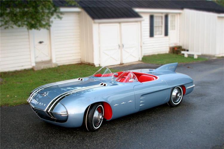<p>Pontiac Club De Mer</p>
