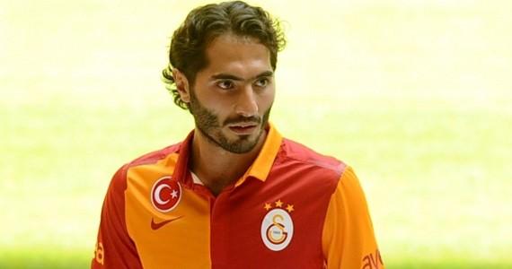 Futbol yaşantısına Almanya'da başlayan Hamit Altıntop, kazandığı ilk parayla kardeşinin tedavi masraflarını karşıladı.