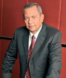 İsim: Hanefi Öksüz  Şirketi: Kipaş Holding  İli: Kahramanmaraş  2012 Cirosu (TL):1,7 milyar  Çalışan Sayısı:8 bin 