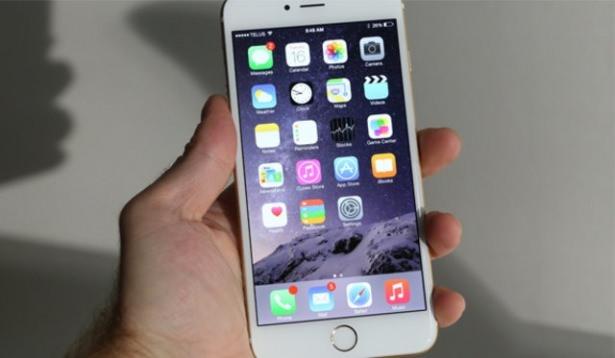 <p>ABD’li teknoloji devi Apple’ın eylül ayında tanıttığı iPhone 6’nın arka kamerası ise 8 megapiksel çözünürlüğe sahip. Akıllı telefonların ana kameralarında belirleyici unsur olarak genellikle piksel sayısı alınsa da flaş, sensör kalitesi, otofokus adı verilen netleştirme özelliği ve akıllı filtreler de kaliteyi belirlemede önemli etkenler.</p>

<p> </p>
