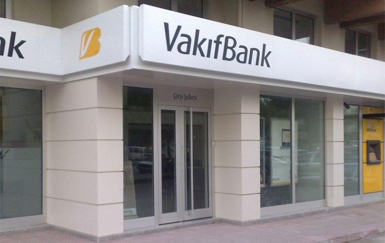 <p>VakıfBank, "SarıPanjur Halden Anlayan Konut Kredisi" kampanyası ile konut sahibi olmak isteyen müşterilerine 120 aya varan vade ve avantajlı faiz oranı imkanı sağladı. Banka, kampanya kapsamında 3-12 ay vadede yüzde 0,80, 13-36 ay vadede yüzde 0,88, 37-60 ay vadede yüzde 0,90 ve 61-120 ay vadede yüzde 0,95 faiz oranıyla kredi kullanılabiliyor.</p>

<p> </p>

<p> </p>
