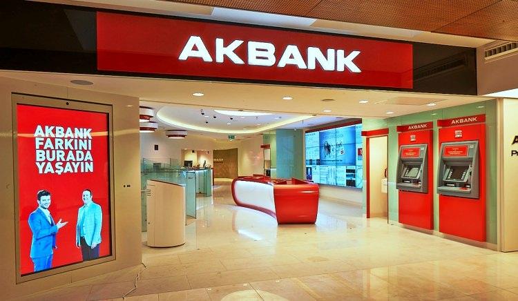 <p>Akbank’tan yapılan açıklamaya göre banka 60 aya kadar olan vadelerde konut kredisi faiz oranlarını %0,99’a indirdiğini açıkladı.</p>
