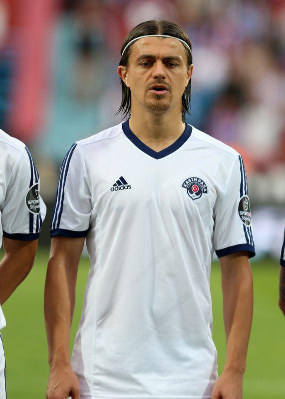 <p>Orhan Şam - Trabzon</p>

<p> </p>
