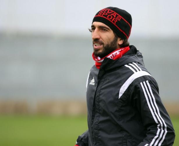 <p>Burhan Eşer - Diyarbakır</p>

<p> </p>
