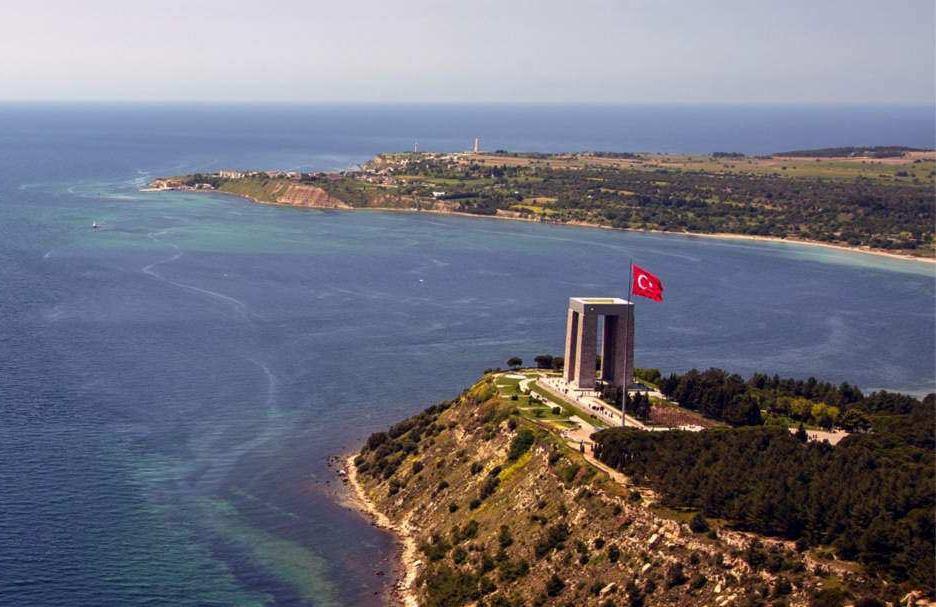 <p>Çanakkale</p>

<p>113 Öğretmen</p>

<p><a href="http://www.haber7.com/foto-galeri/40159-iste-kamuda-ihrac-edilenlerin-tam-listesi/p1" target="_blank"><strong><span style="color:rgb(255, 215, 0)">İŞTE İHRAÇ EDİLENLERİN TAM LİSTESİ</span></strong></a></p>
