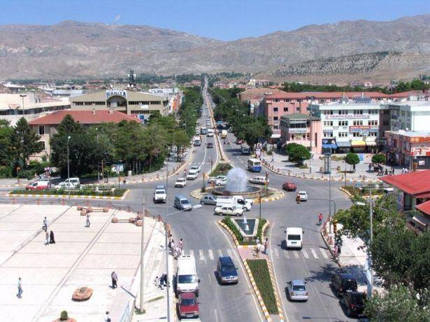 <p>Erzincan</p>

<p>92 Öğretmen</p>

<p><a href="http://www.haber7.com/foto-galeri/40159-iste-kamuda-ihrac-edilenlerin-tam-listesi/p1" target="_blank"><strong><span style="color:rgb(255, 215, 0)">İŞTE İHRAÇ EDİLENLERİN TAM LİSTESİ</span></strong></a></p>
