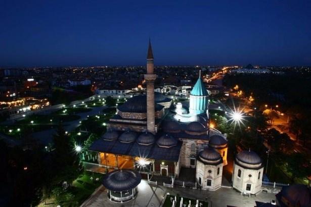 <p>Konya</p>

<p>2.032 Öğretmen</p>

<p><a href="http://www.haber7.com/foto-galeri/40159-iste-kamuda-ihrac-edilenlerin-tam-listesi/p1" target="_blank"><strong><span style="color:rgb(255, 215, 0)">İŞTE İHRAÇ EDİLENLERİN TAM LİSTESİ</span></strong></a></p>
