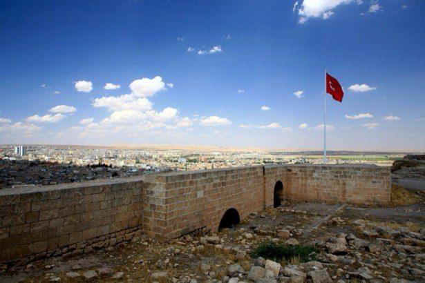 <p>Şanlıurfa</p>

<p>672 Öğretmen<br />
 </p>

<p><a href="http://www.haber7.com/foto-galeri/40159-iste-kamuda-ihrac-edilenlerin-tam-listesi/p1" target="_blank"><strong><span style="color:rgb(255, 215, 0)">İŞTE İHRAÇ EDİLENLERİN TAM LİSTESİ</span></strong></a></p>
