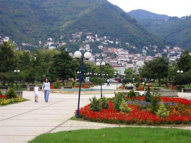 <p>Ordu</p>
<p> </p>
<p>GS: % 37</p>
<p>FB: % 28</p>
<p>BJK: % 17</p>