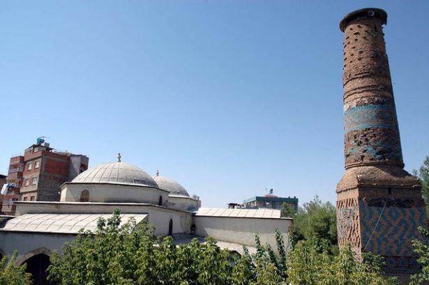 <p>Siirt<br />
623</p>

<p> </p>
