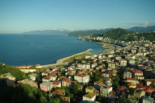 <p><strong>Giresun</strong></p>
<p>Kayıtlı Suriyeli: 153</p>
<p>Şehir Nüfusu: 444,467</p>
<p>İl nüfusu ile karşılaştırma yüzdesi: 0.03</p>