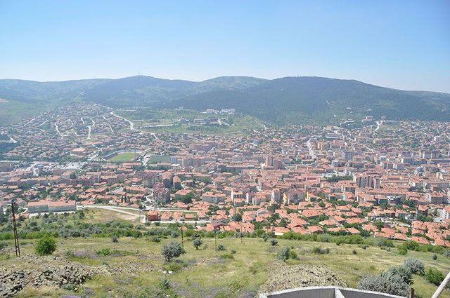 <p><strong>Karabük</strong></p>

<p>Kayıtlı Suriyeli: 471</p>

<p>Şehir Nüfusu: 242,347</p>

<p>İl nüfusu ile karşılaştırma yüzdesi: 0.19</p>
