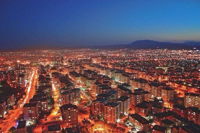 <p><strong>Manisa</strong></p>
<p>Kayıtlı Suriyeli: 6,584</p>
<p>Şehir Nüfusu: 1,396,945</p>
<p>İl nüfusu ile karşılaştırma yüzdesi: 11.85</p>