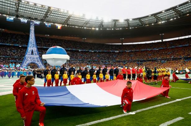 <p>A Milli Futbol Takımımızın sloganı 'Biz bitti demeden bitmez.' olduğu gibi EURO 2016'ya katılan diğer takımların da kendilerine has sloganları var. İşte o sloganlar...</p>