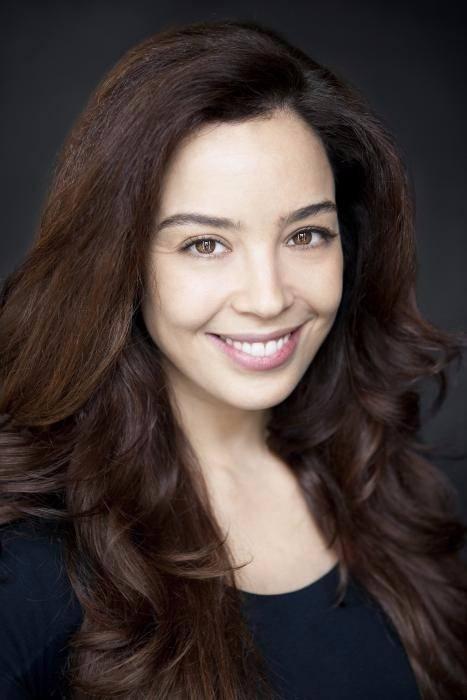 <p>Azra Akın - Kemerburgaz</p>

