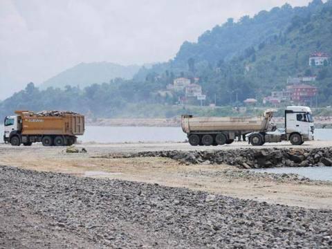 İnşaat pistinin tamamlanmasının ardından yer sistemleri kurulacak ve 2014'ün ilk çeyreğinde deneme uçuşları gerçekleştirilecek.