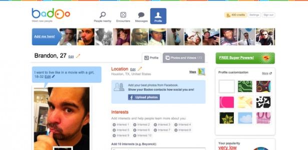 <p>Uygulama her ne kadar etrafınızdaki desede, İstanbul'da olmama rağmen Çanakkale, Bursa gibi illerden de insanları bana gösterebildi. Yakın çevrenizde bulunan kişilerin profillerine bakabildiğimiz gibi, onlara kalp göndererek kendisini beğendiğimizi belirtiyoruz.</p>

<p> </p>
