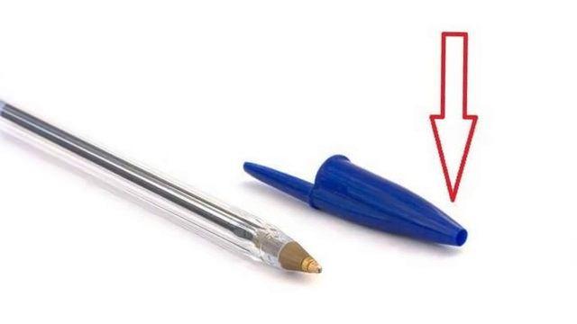<p><strong>TÜKENMEZ KALEM KAPAKLARINDAKİ DELİK</strong></p>
<p>Tükenmez kalem kapaklarındaki delik, kapağın yutulması sonrası olası boğulma riskini azaltmak için yapılmış.</p>