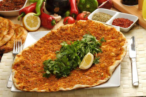 <p>Lahmacun</p>
