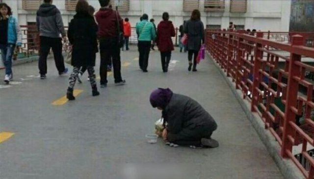 <p>Çin'de dilencilik yapan bu kadının yaptığına inanamayacaksınız...</p>
<p> </p>