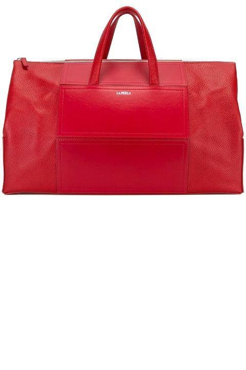 <p><strong>La Perla</strong></p>

<p>$ 2,083</p>
