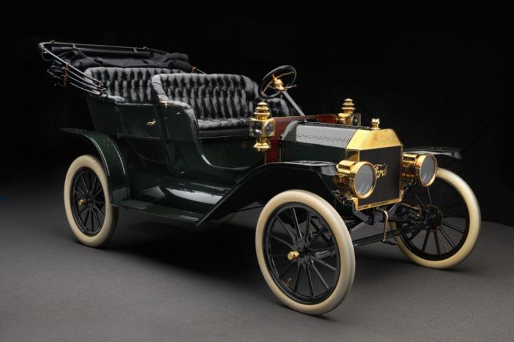 <p>Ford Model T</p>
