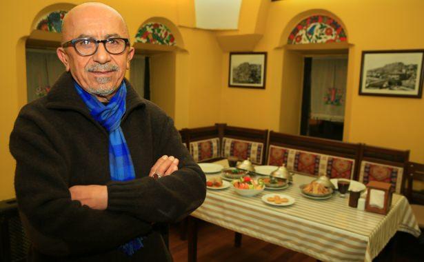 <p>Bandumanın yapılışı</p>

<p> </p>

<p>Restoranın aşçıbaşı Ali Armağan Karamuk ise banduma yemeğinin doğal ürünlerle hazırlanan lezzetli bir yemek olduğunu söyledi.</p>

<p> </p>
