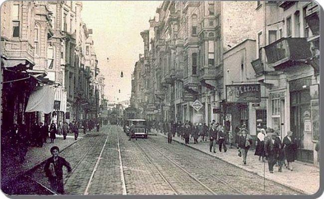 <p>istiklal Caddesi, 1930</p>
