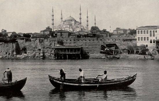 <p>Sultanahmet Camisi</p>

