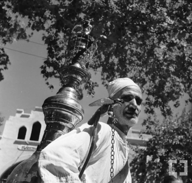 <p>Kayseri'de bir şerbetçi</p>

<p> </p>
