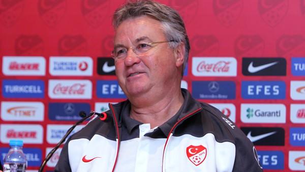 7.	Guus Hiddink
