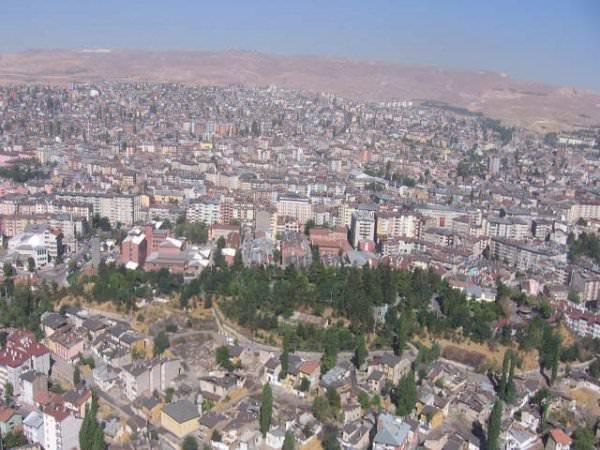 <p>Ankara-Sivas 2 saat</p>

<p> </p>
