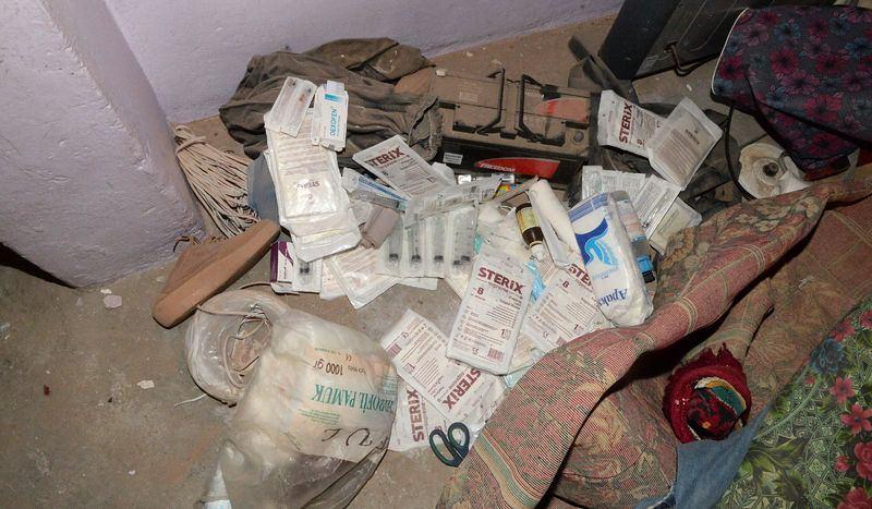 <p>Kent merkezinde PKK'lı teröristlerin yakalanması, patlayıcılarla tuzaklanan çukur ve barikatların bertaraf edilmesi, halkın can ve mal güvenliğinin sağlanması amacıyla sokağa çıkma yasağı ilan edilmesinin ardından güvenlik güçlerince 14 Mart'ta başlatılan "Şehit Jandarma Üsteğmen Mehmet Çifci Operasyonu" sürüyor.</p>

<p> </p>

