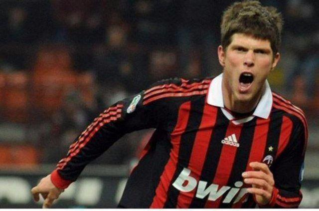<p>KLAAS JAN HUNTELAAR - FENERBAHÇE, GALATASARAY</p>