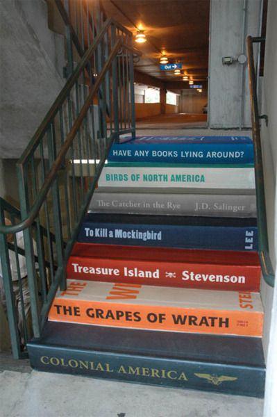 <p><strong>İşte birbirinden dekoratif kitaplık merdivenler...</strong></p>
