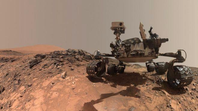 <p>ABD Havacılık ve Uzay Dairesi'nin (NASA) Curiosity (Merak) adlı aracı, 2012'den bu yana Mars'ta.</p>

<p> </p>
