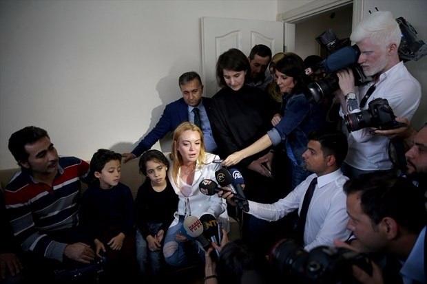 <p>Sonra İstanbul'a geldim. İstanbul'a gelmekteki amacım aslında Almanya'ya gitmekti. Orada kardeşim var. Orada ameliyatlarımı olma ihtimalim çok yüksekti. Sonra Sultanbeyli'ye geldim. Burada Halil Akıncı Bey bize çok yardım etti” dedi.</p>